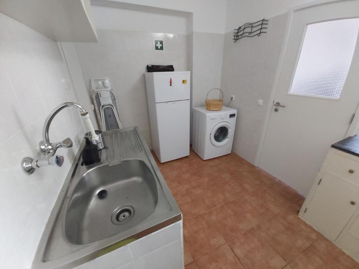 Sun And Beach II Ac Wifi 90Mts From The Beach Portimao Bagian luar foto